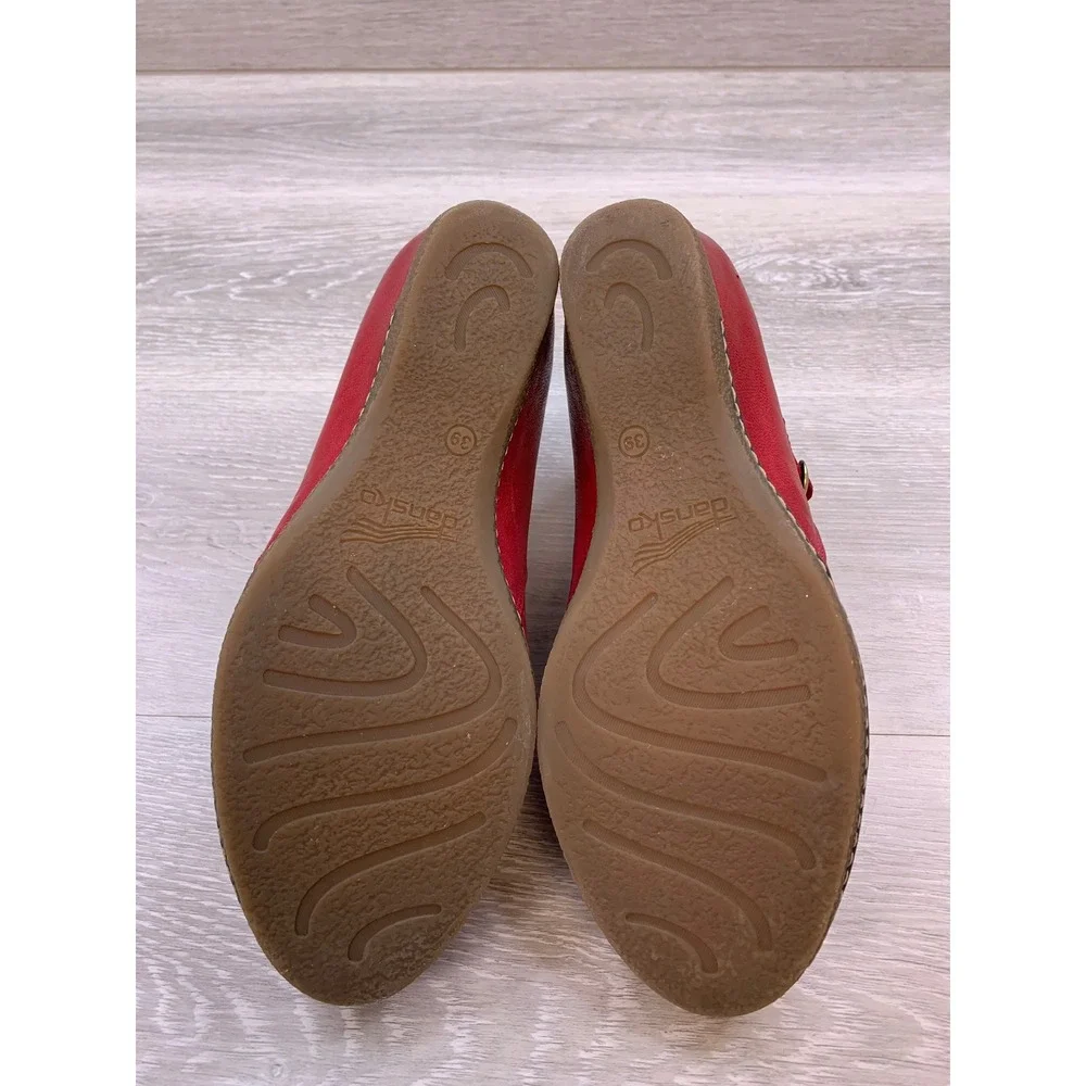 Dansko Women's Red Leather Mary Jane Wedge Round Toe Buckle 8.5 Comfort Shoes